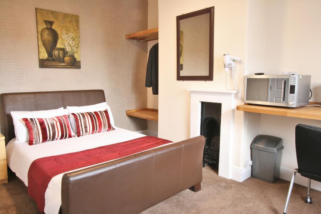 Central Hotel Cheltenham By Roomsbooked Eksteriør bilde